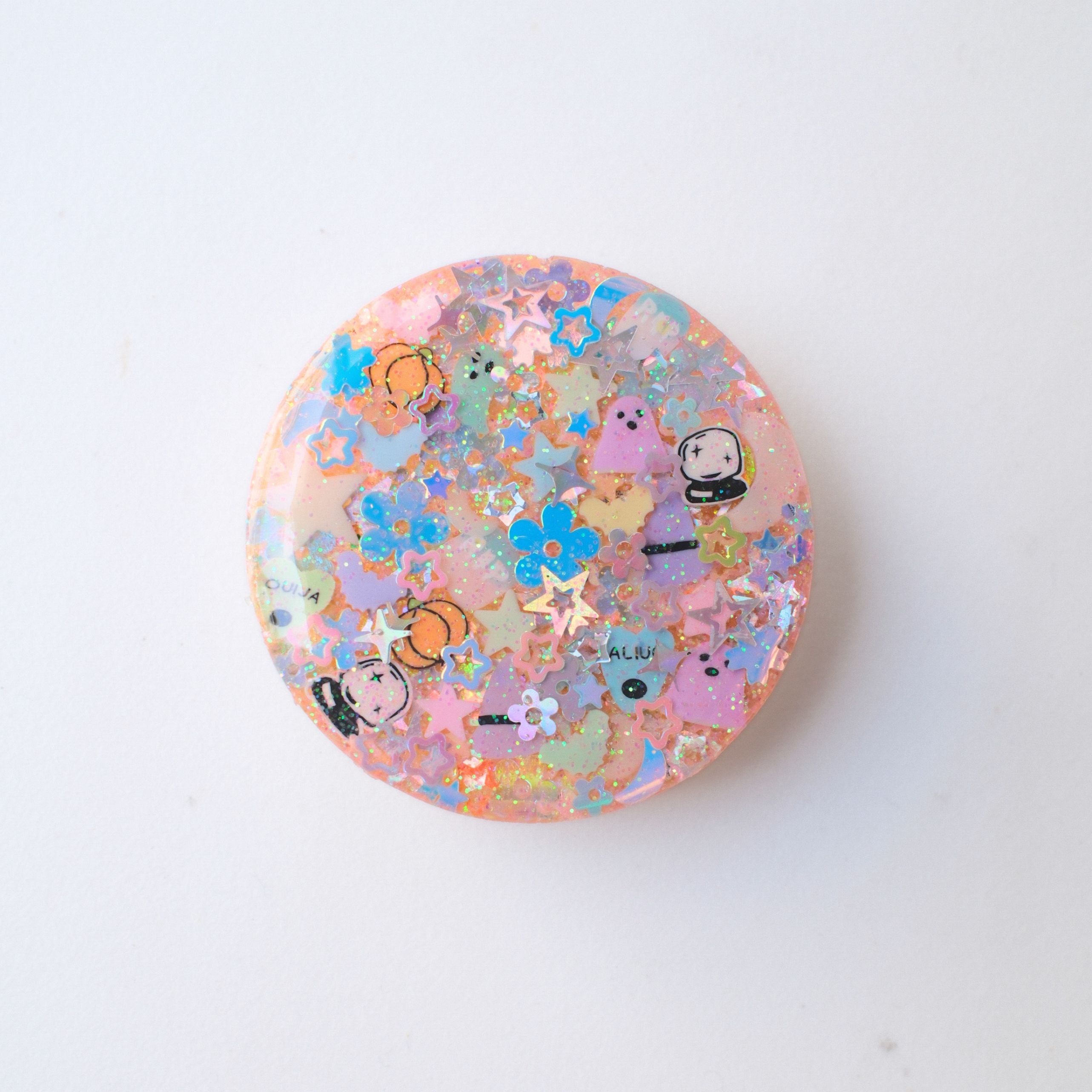 Soft Spooky Sparkle Phone Grip