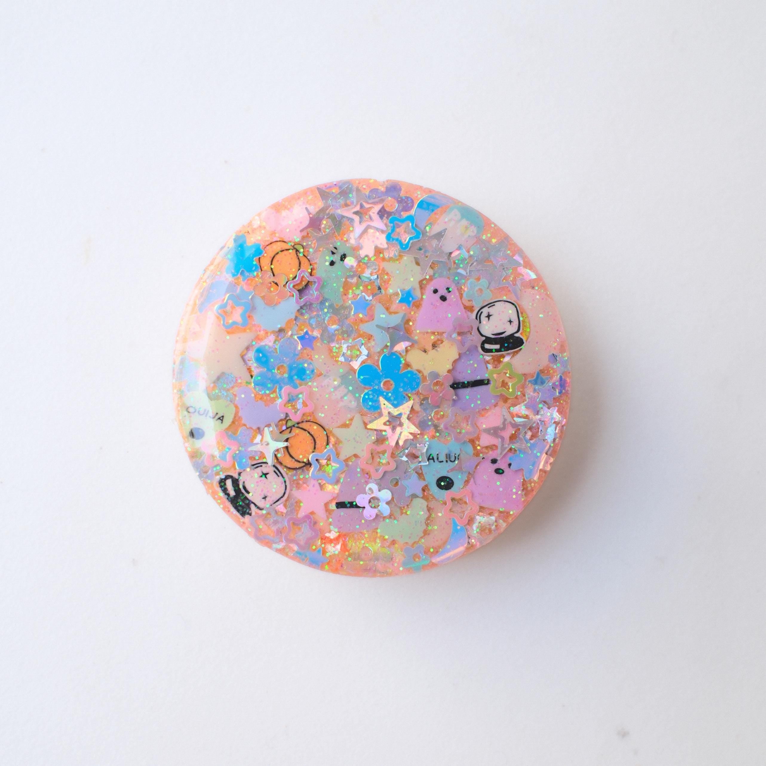 Soft Spooky Sparkle Phone Grip