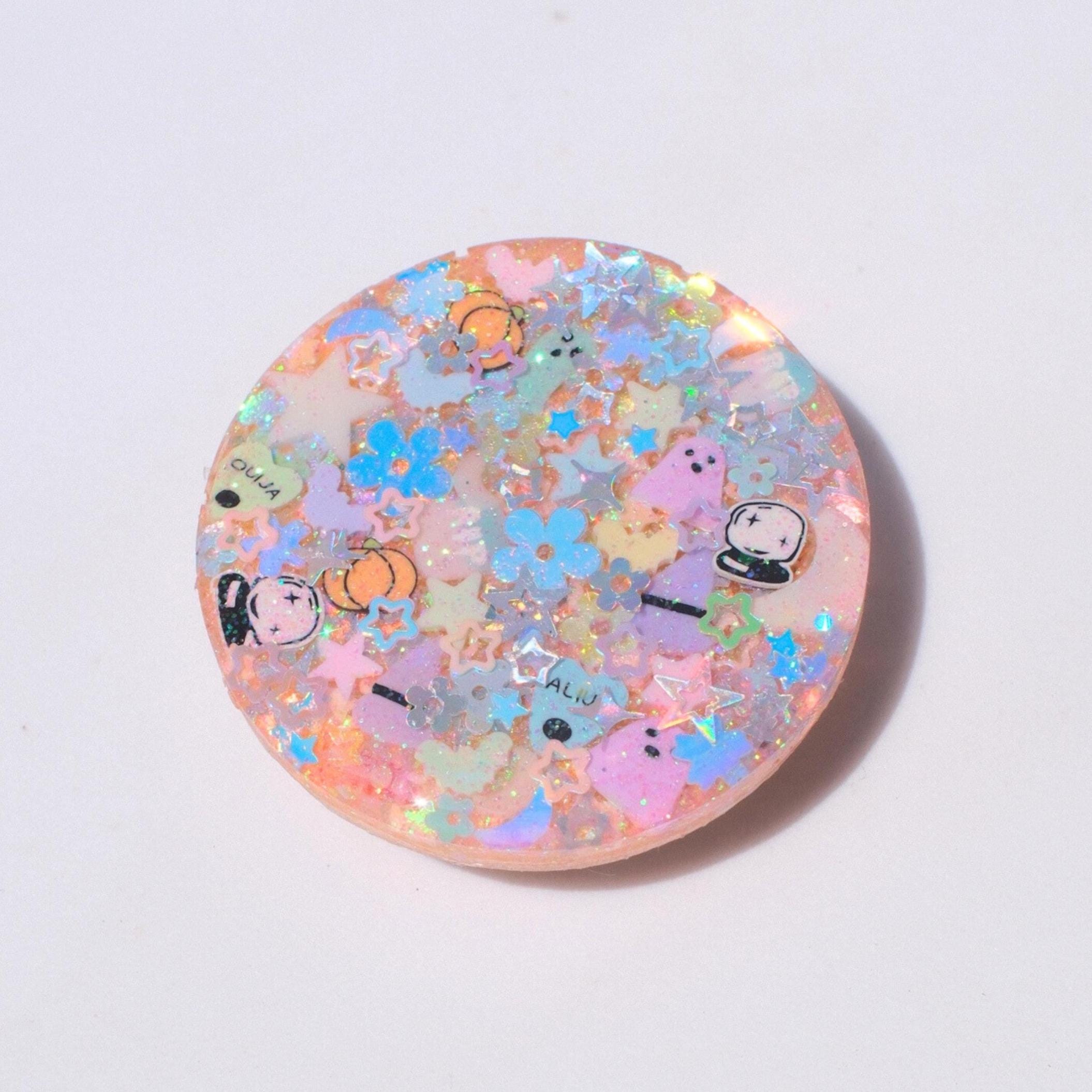 Soft Spooky Sparkle Phone Grip